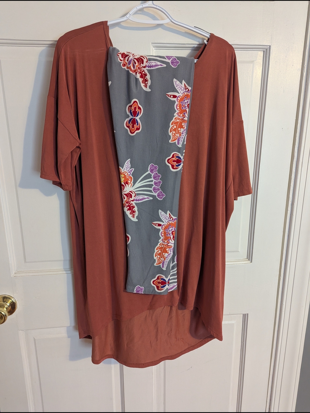LuLaRoe Rust Brown Irma Top with Gray Floral Leggings